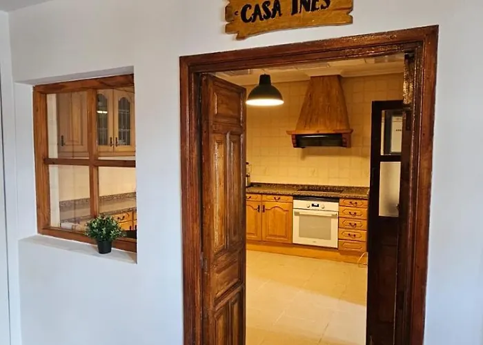 Pensjonat Casa Ines *